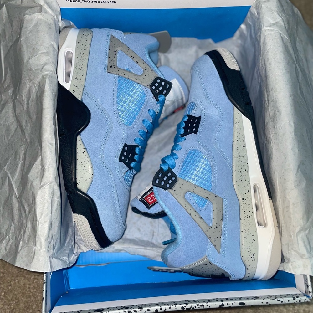Jordan Sneakers in Light Blue and Black